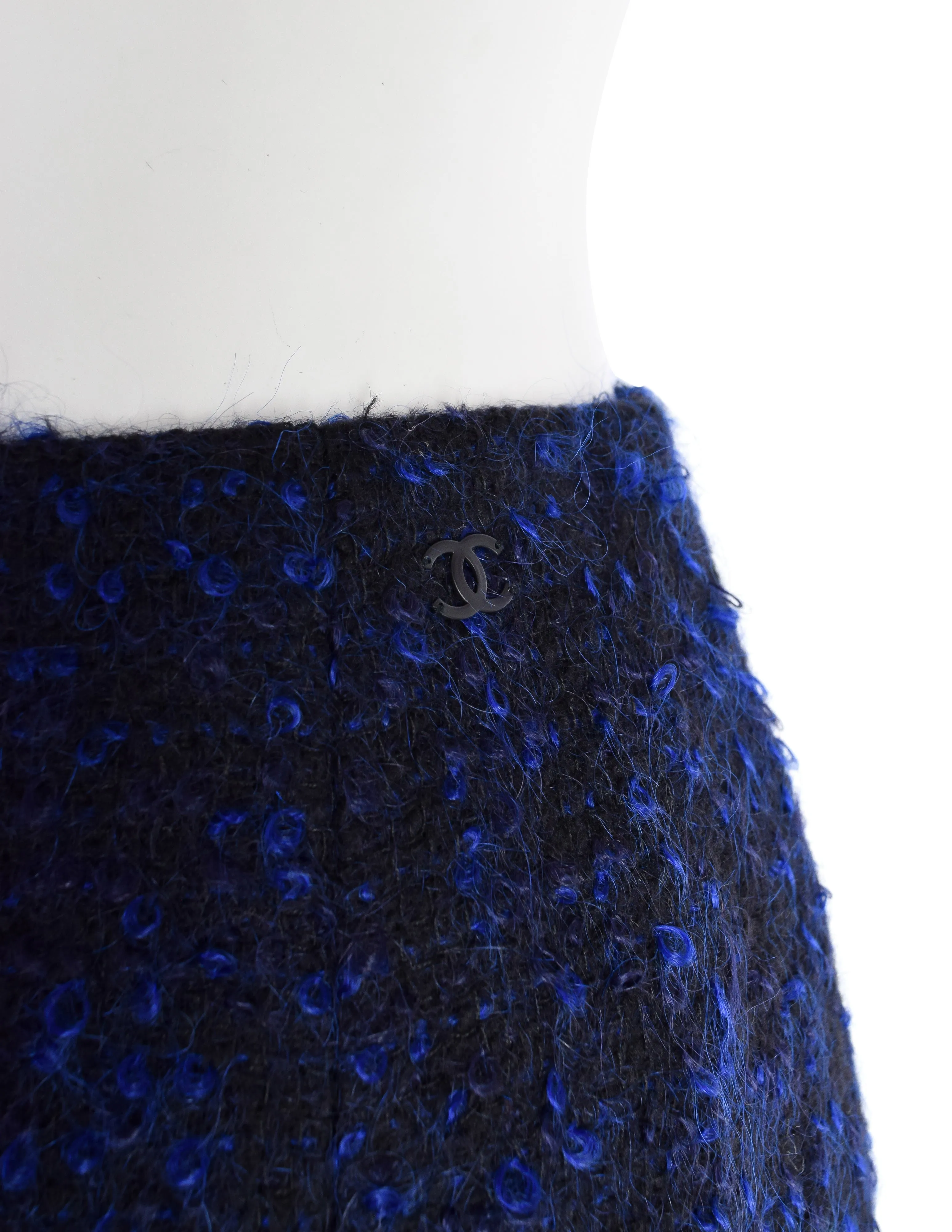 Chanel Vintage AW 2002 Runway Black Blue Wool Boucle Owl Button Two Piece Jacket Skirt Suit