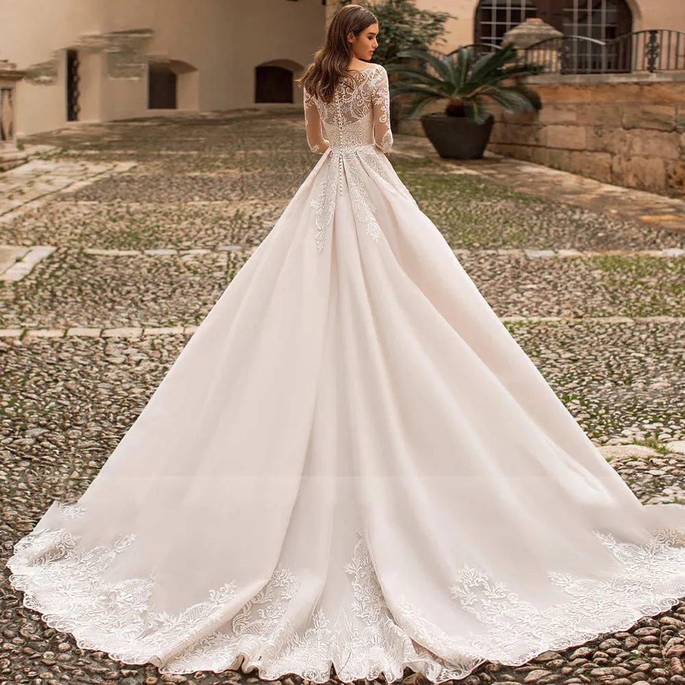 Long Sleeve Boat Neck A-Line Vintage Wedding Dress Luxury Court Train