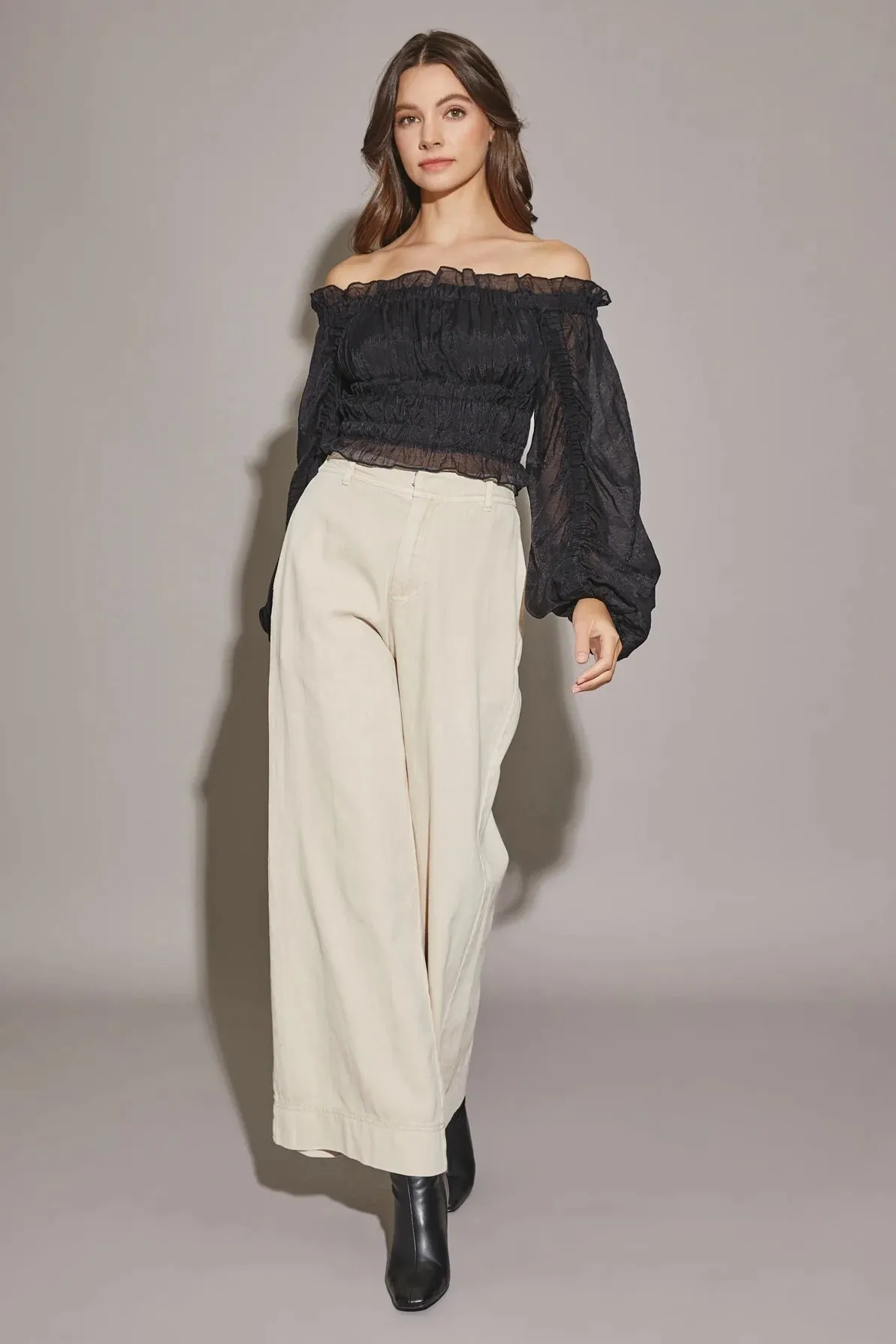 Off The Shoulder Shirring Crop Blouse