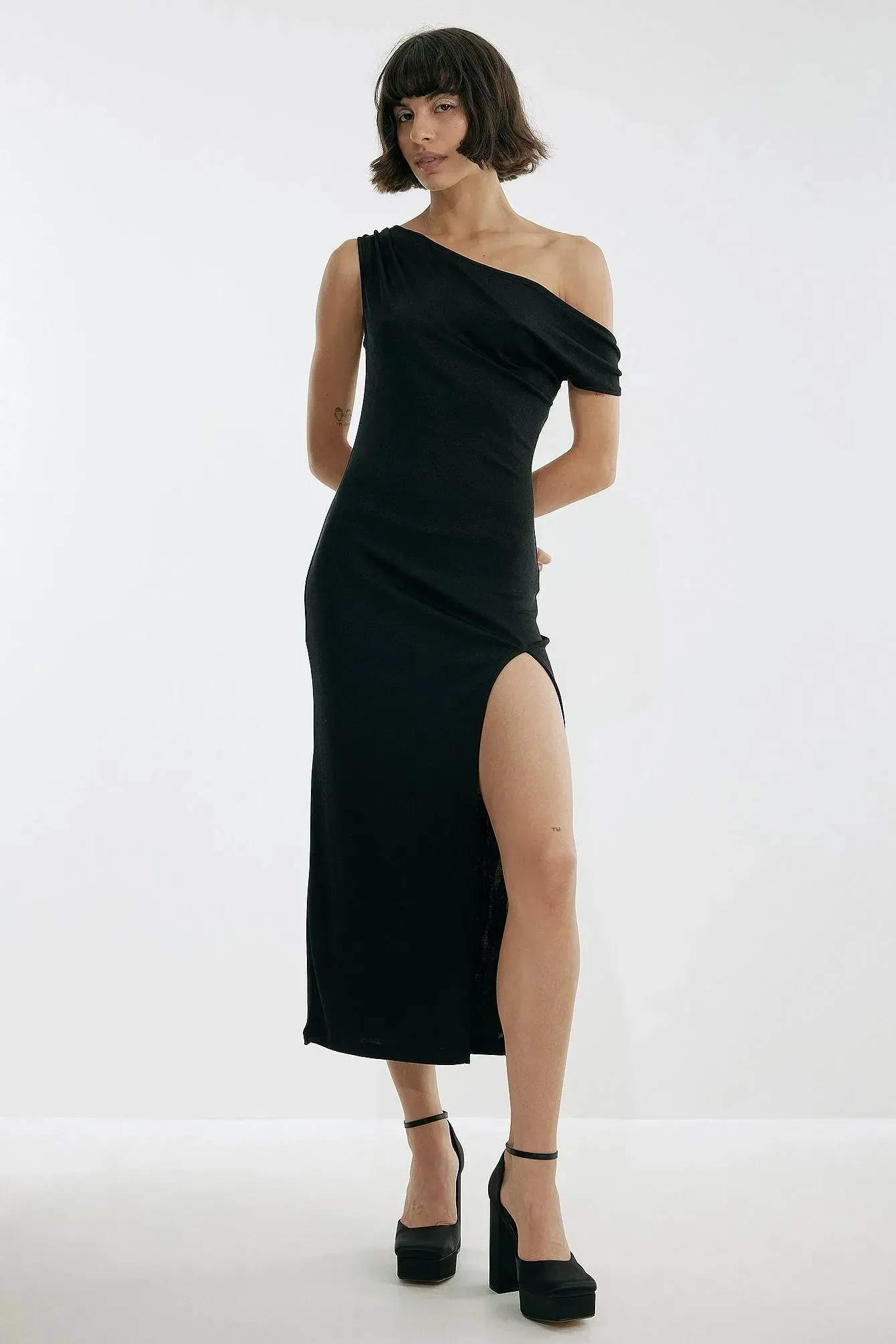 SLIP SHOULDER HIGH SLIT PARTY DRESS