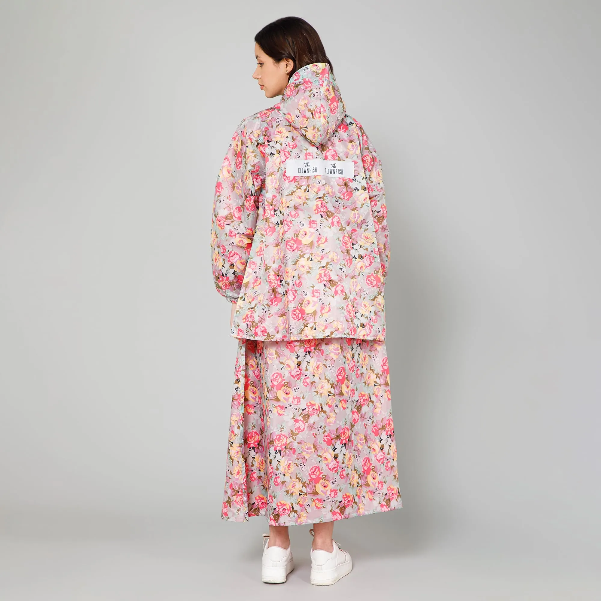 THE CLOWNFISH Polyester Waterproof Rain Coat For Women Skirt and Top Raincoat With Adjustable Hood and Front Pockets Rain Glam Series (Multicolour Floral, XX-Large)