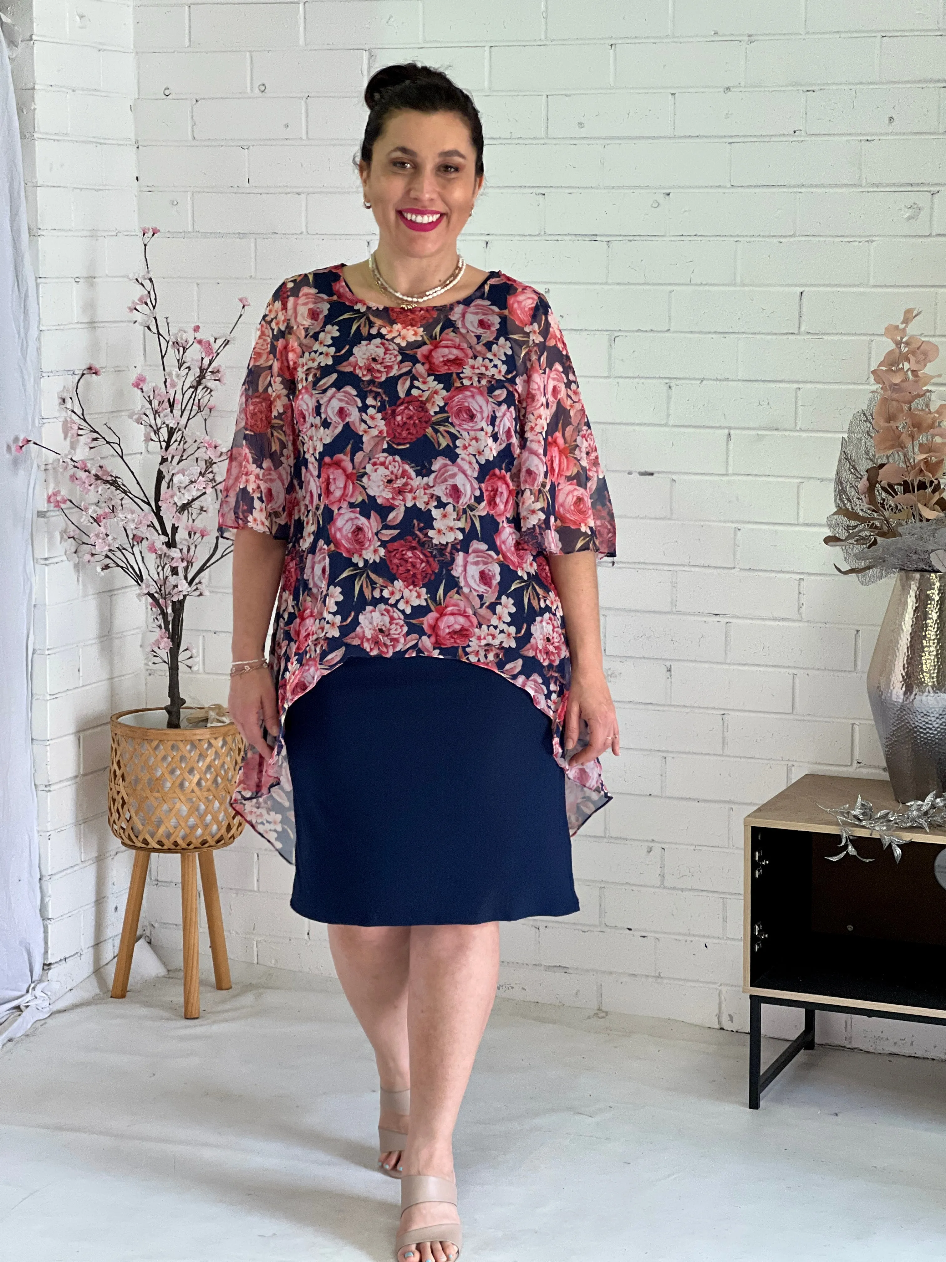 Vera Navy Blossom 2 Piece Set