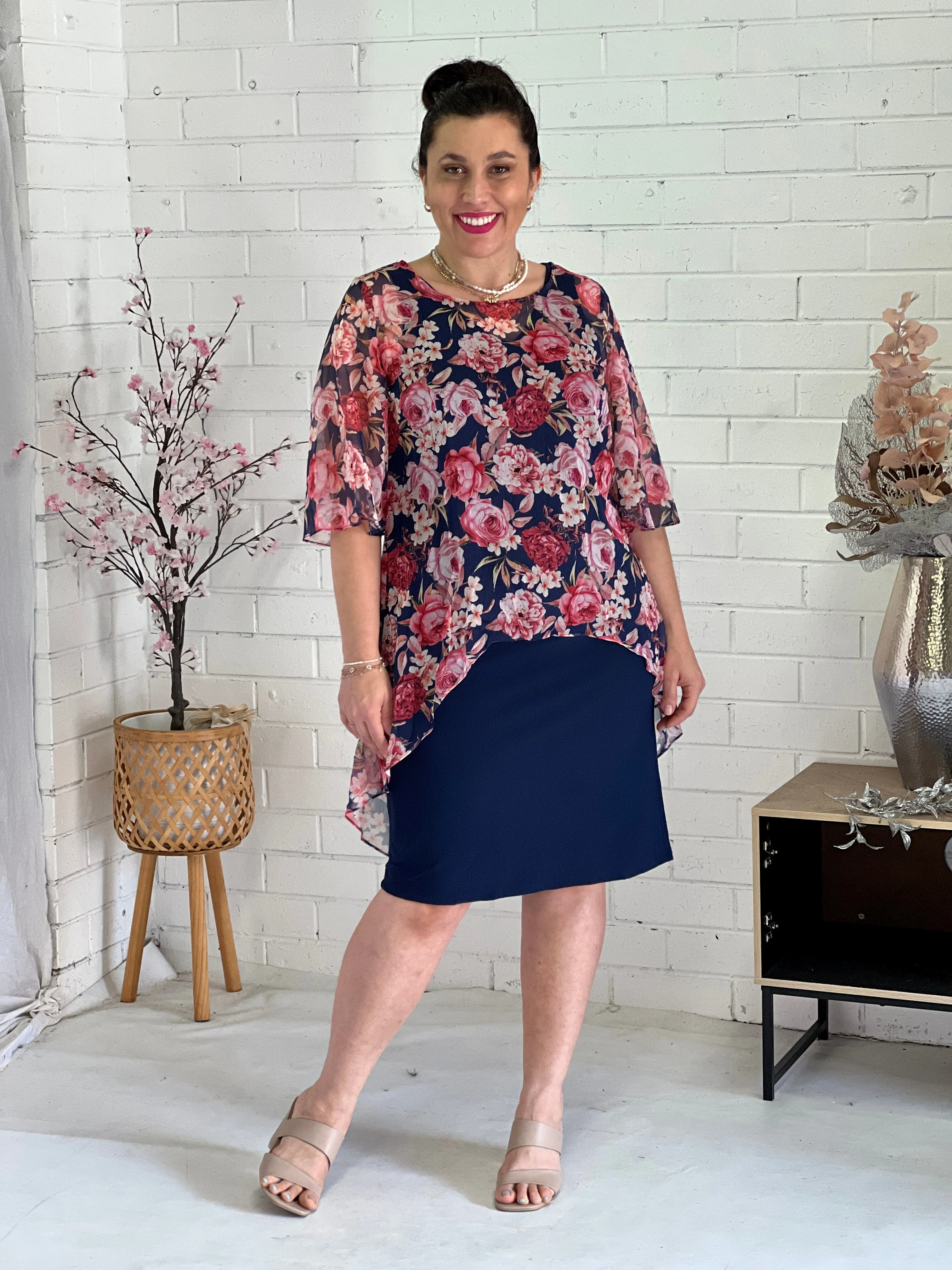 Vera Navy Blossom 2 Piece Set