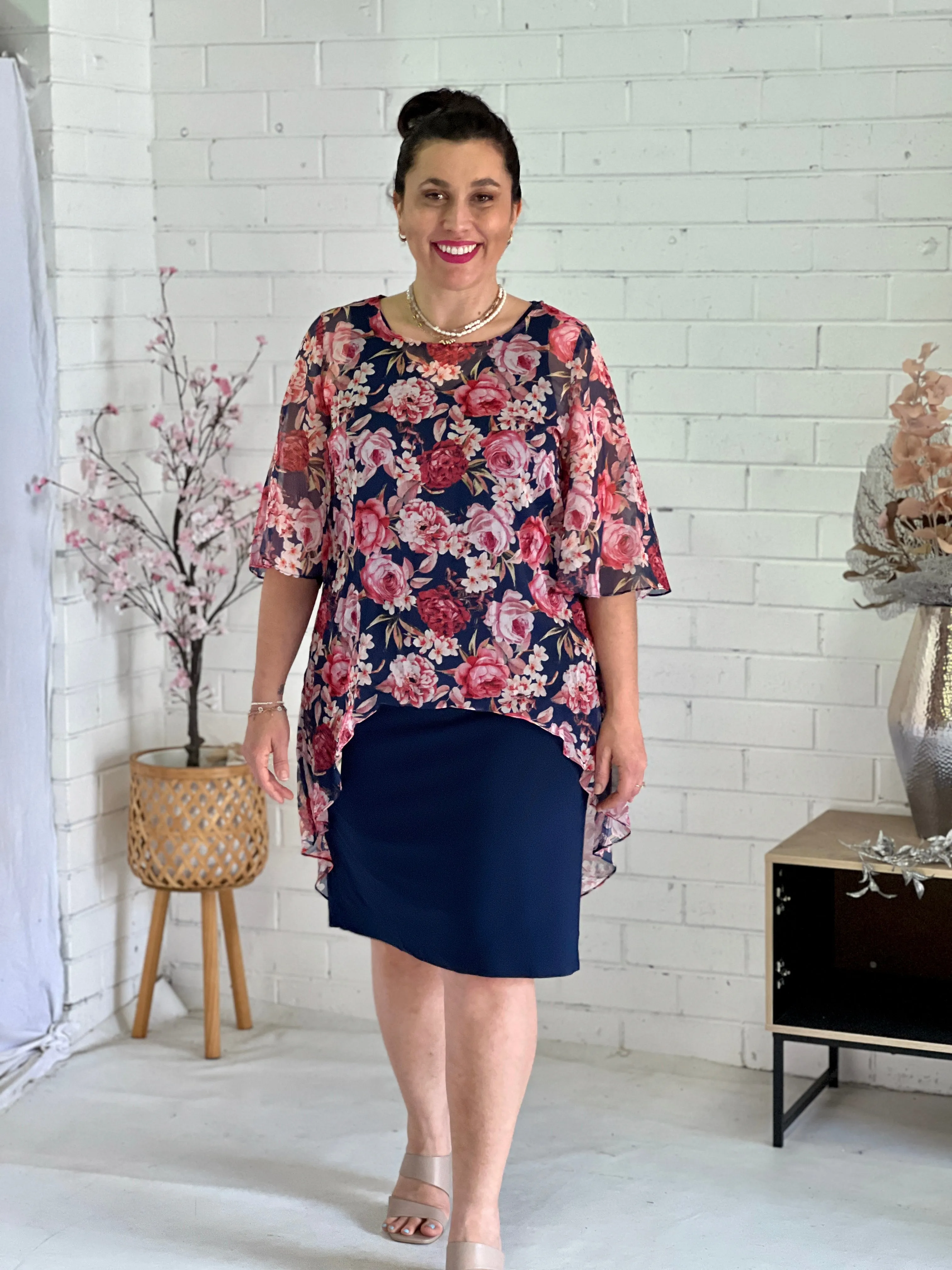Vera Navy Blossom 2 Piece Set