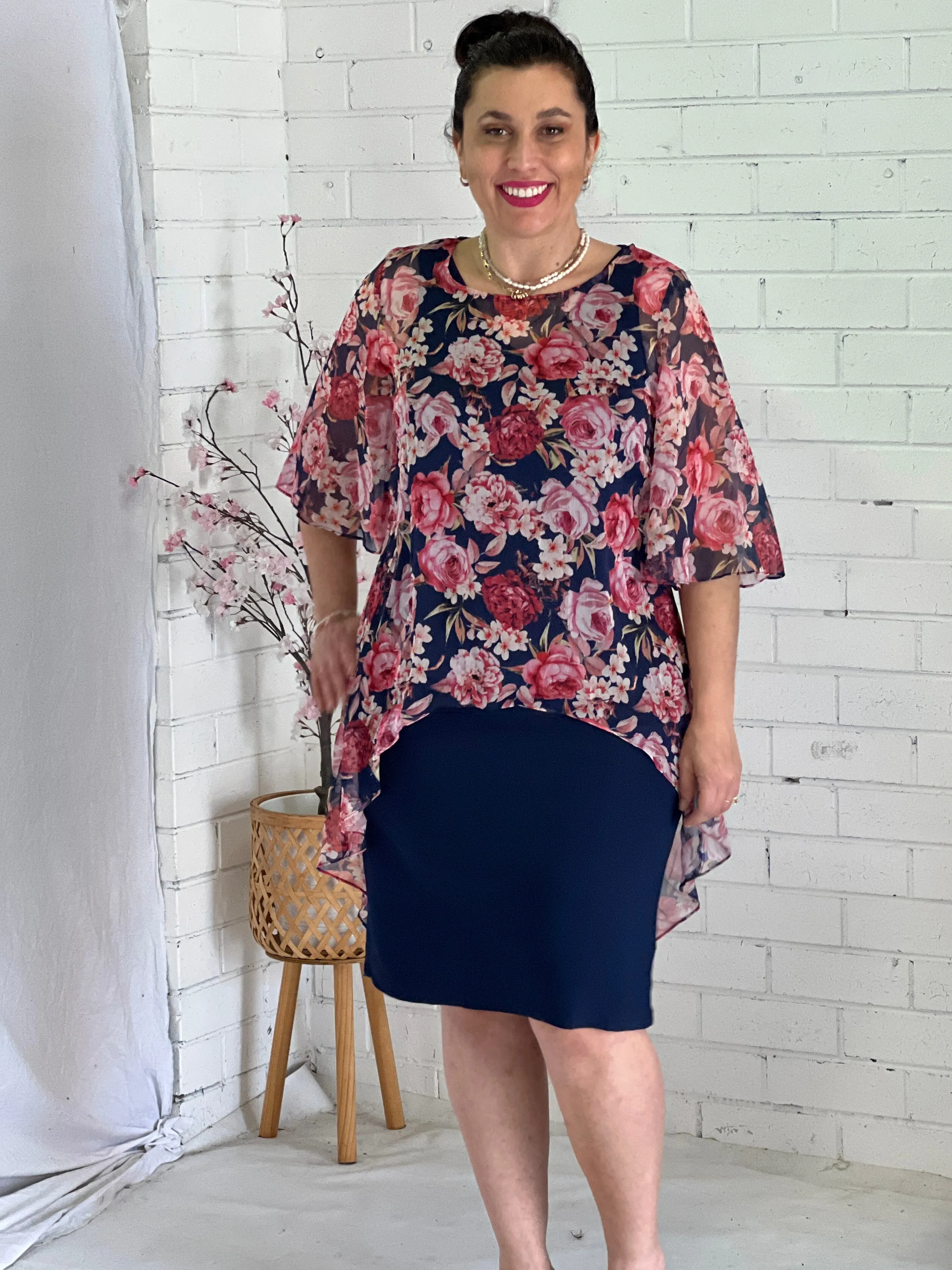 Vera Navy Blossom 2 Piece Set