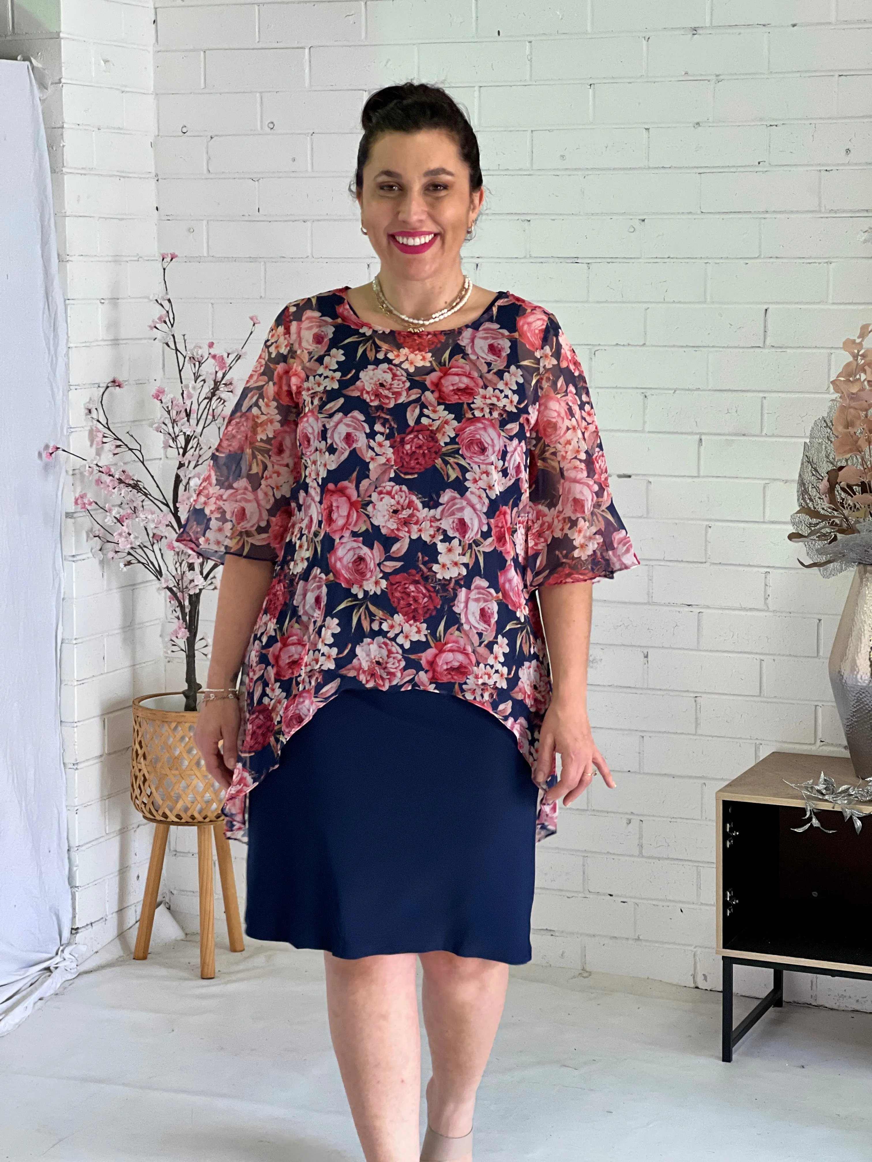 Vera Navy Blossom 2 Piece Set