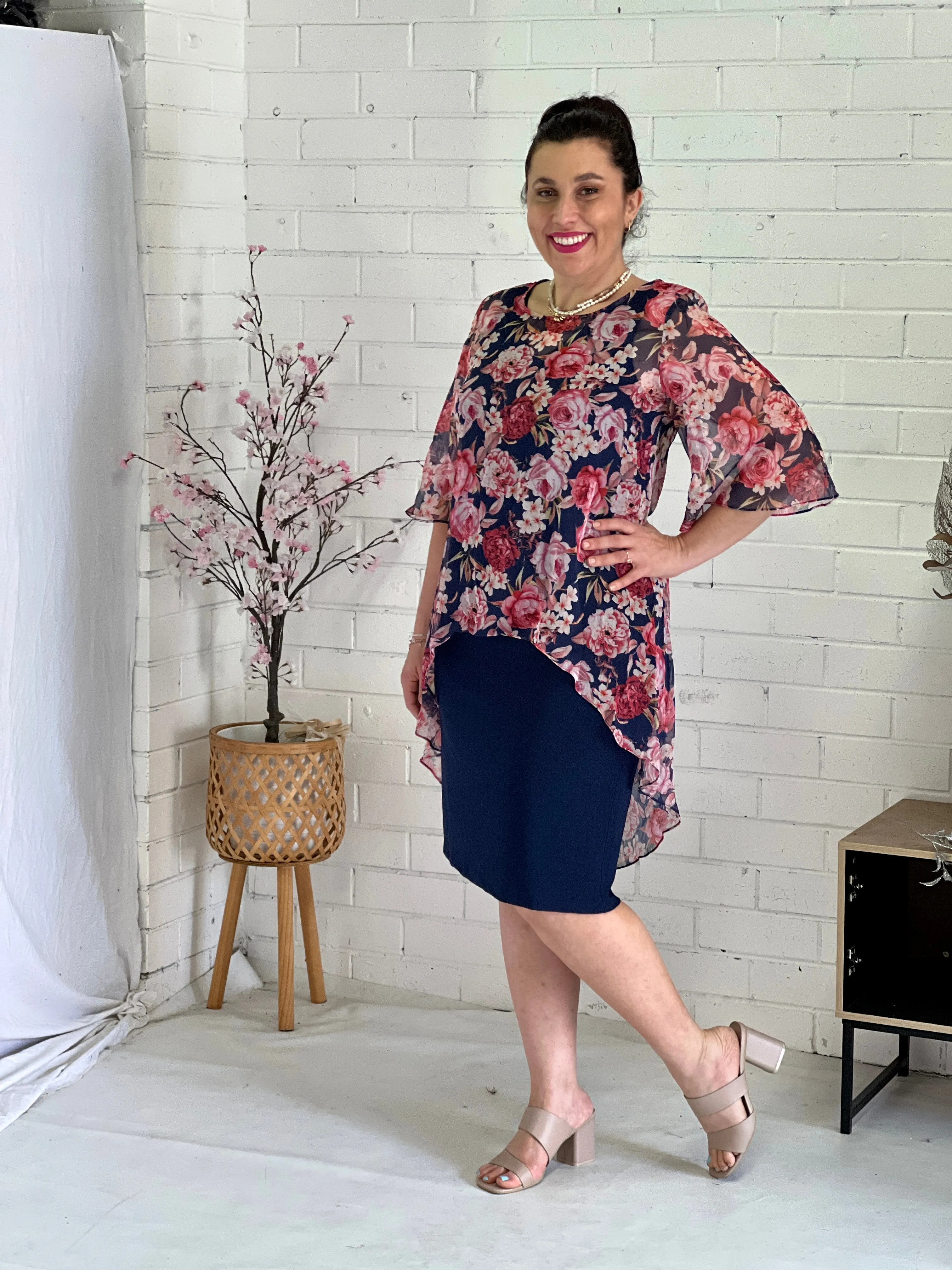 Vera Navy Blossom 2 Piece Set