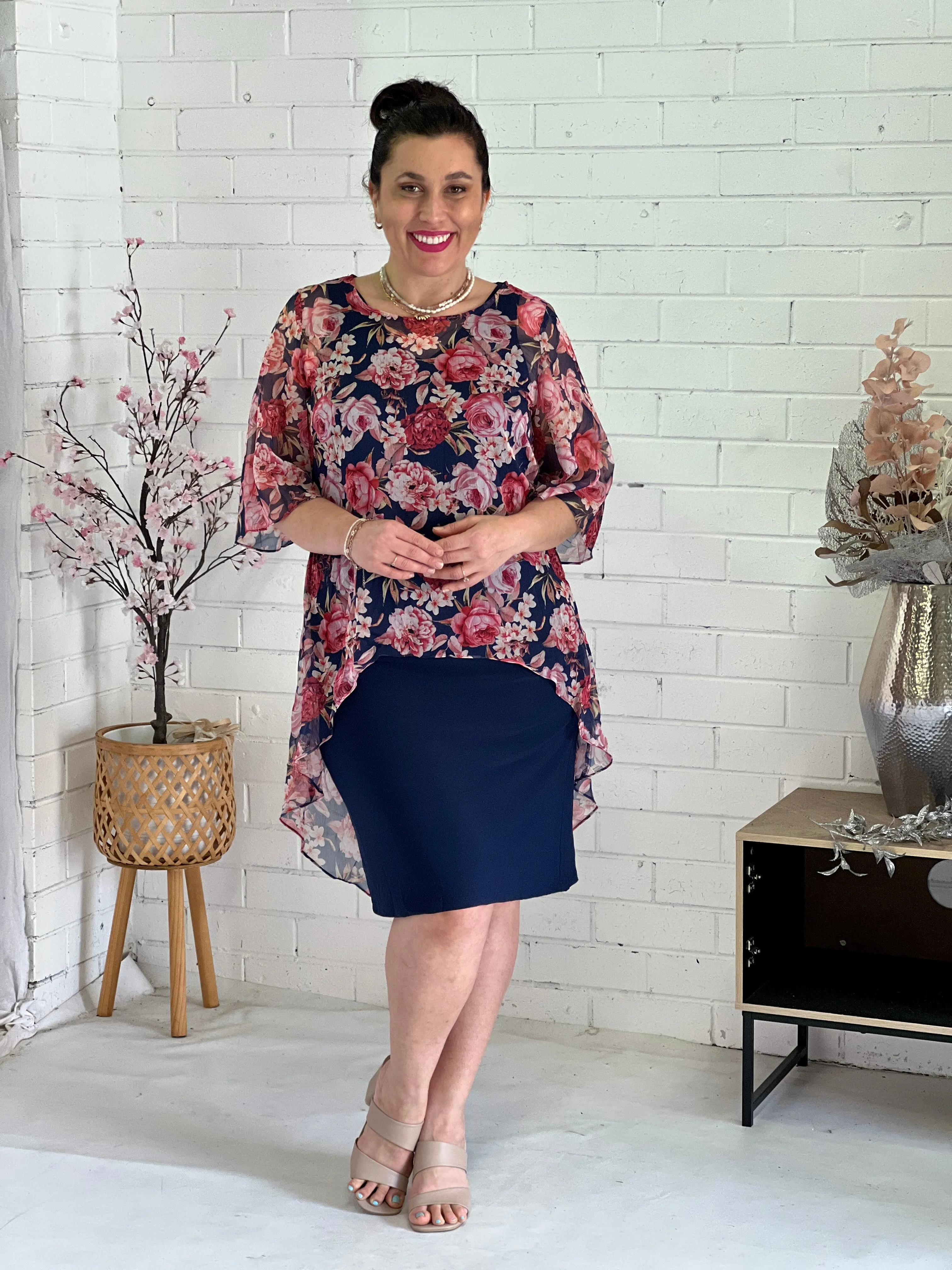 Vera Navy Blossom 2 Piece Set